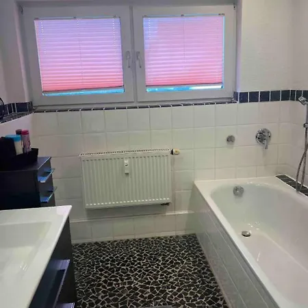 Huebsche Naehe Duesseldorf Messe Und Flughafen Apartament Duisburg